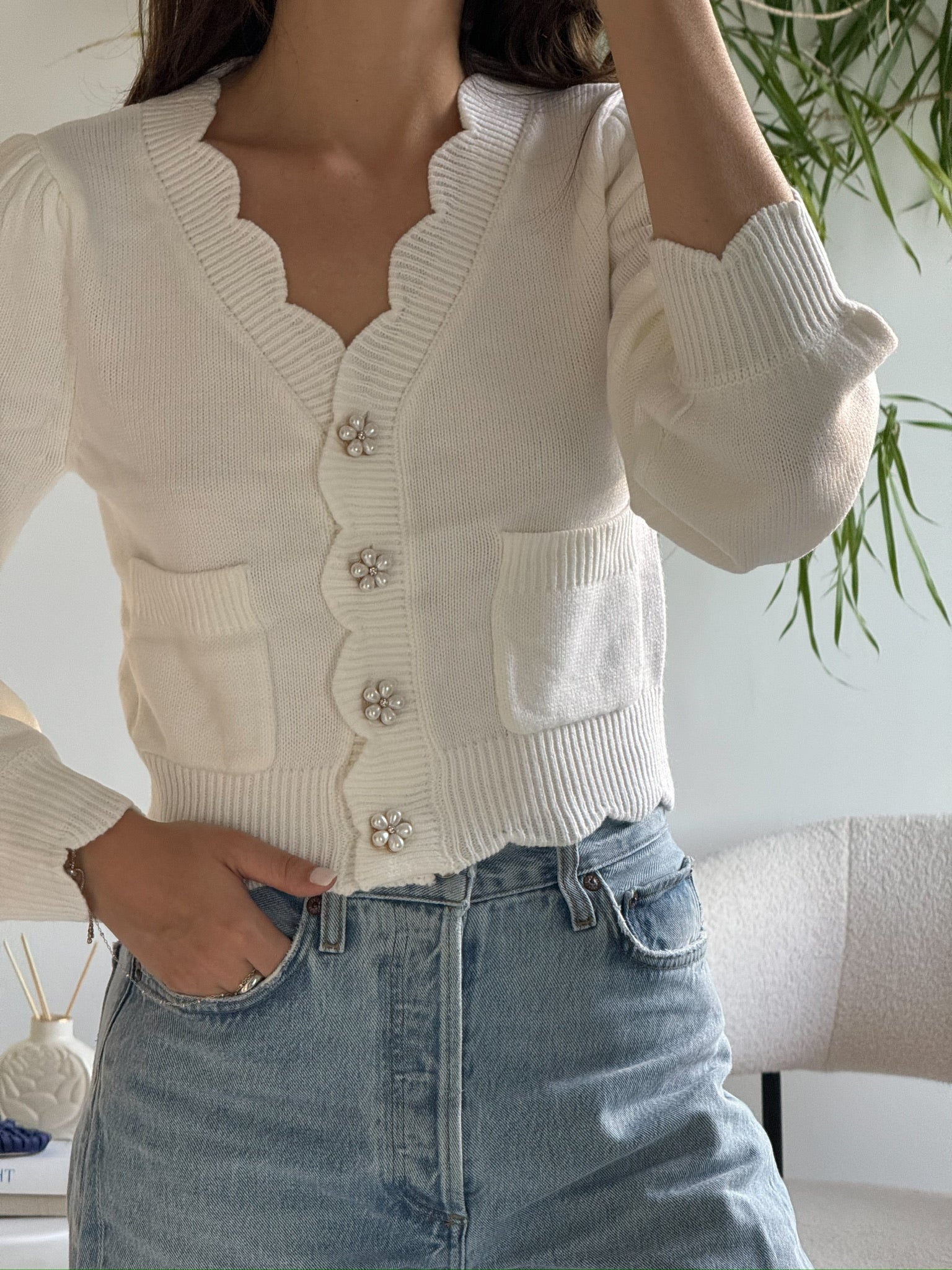 Daisy Scallop Cardigan